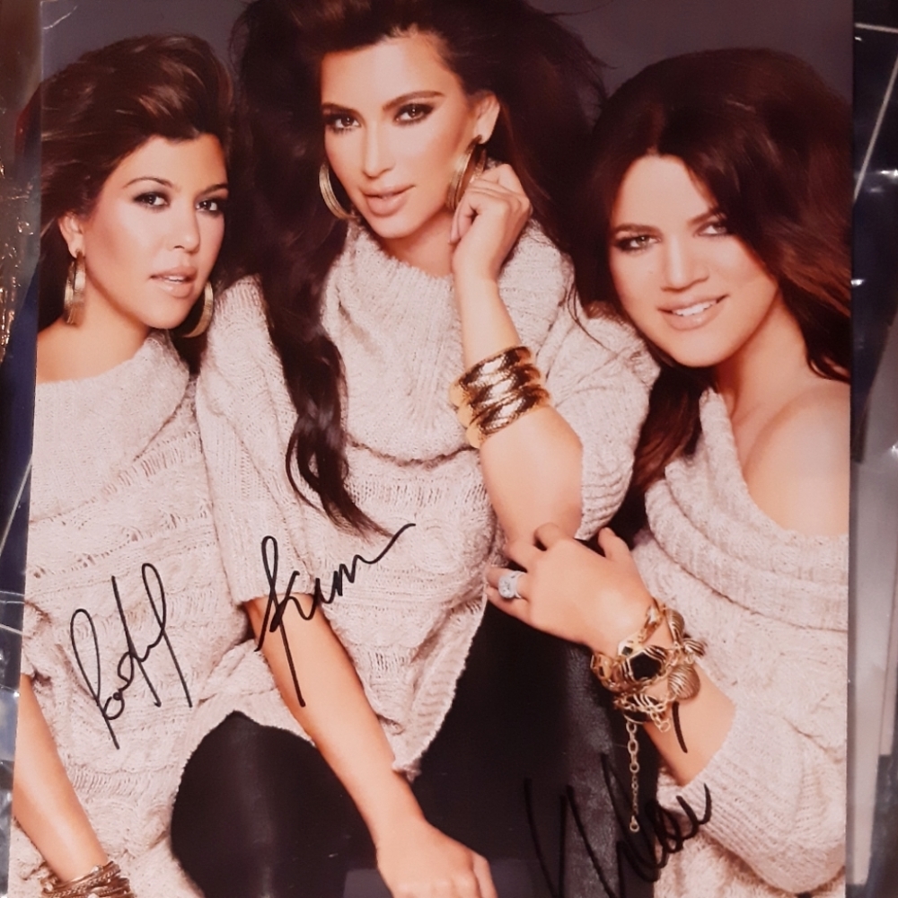 Kim, Khloe, & Kourtney Kardashian Autograph